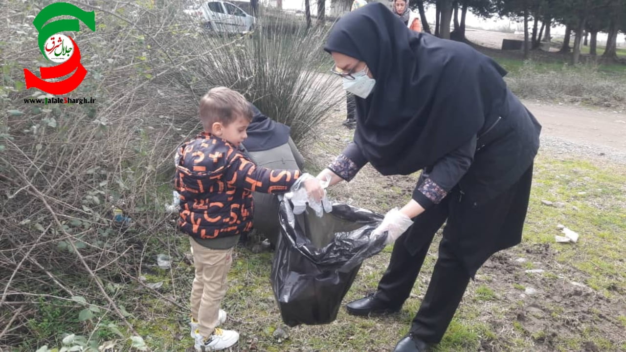 پاکسازی پارک ملی بوجاق ( کاج کله) بندر کیاشهر