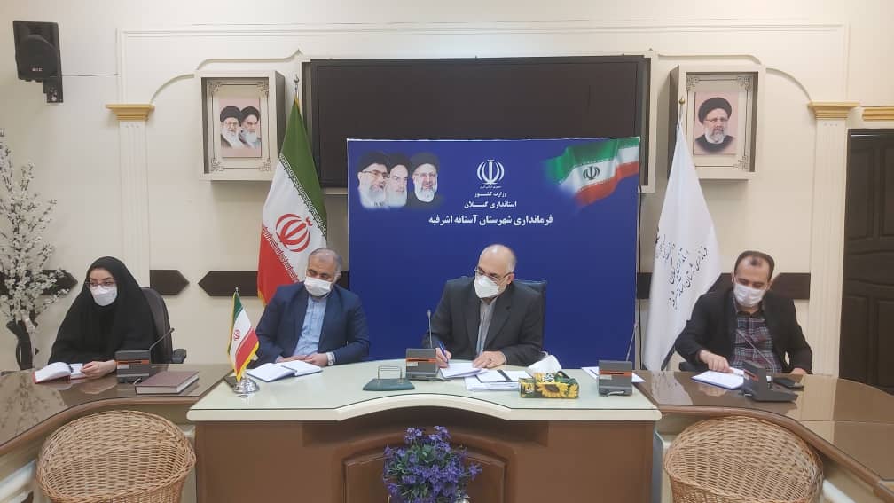 من آمده‌ام که تمام‌قد خودم را برای مردم هزینه کنم / فقط شعار برای خدمت به مردم ندهیم  بلکه عمل‌گرا باشیم