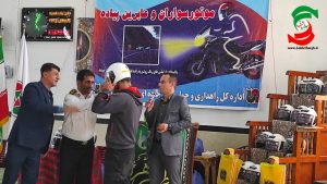 برگزاری طرح ارتقای ایمنی موتورسواران و عابران پیاده در روستای دستک