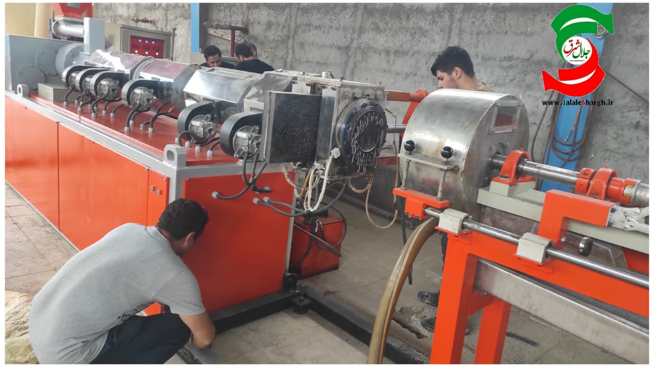 اولین دستگاه های گرانول ساز  شرق گیلان  در شهرک سیاهکل راه اندازی شد