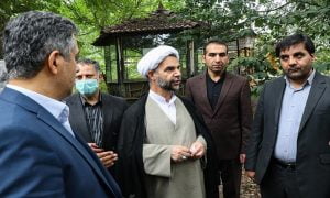 هیچ شخص یا مقامی حق تخریب و یا قطع درختان و تغییر کاربری پارک جنگلی لاهیجان را ندارد