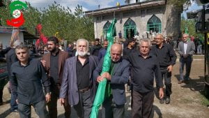 آئین سنتی مذهبی علم واچینی در روستای ماشک تهرانچی برگزارشد