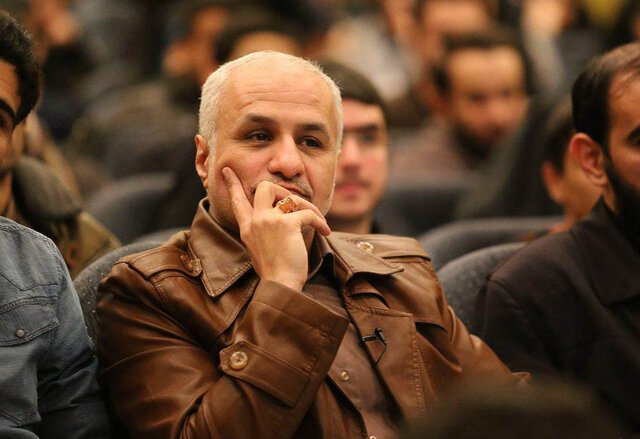 تقابل حسن عباسی با جامعه ورزشی! دشمن را ول کنید؛ حسن عباسی را بچسبید!