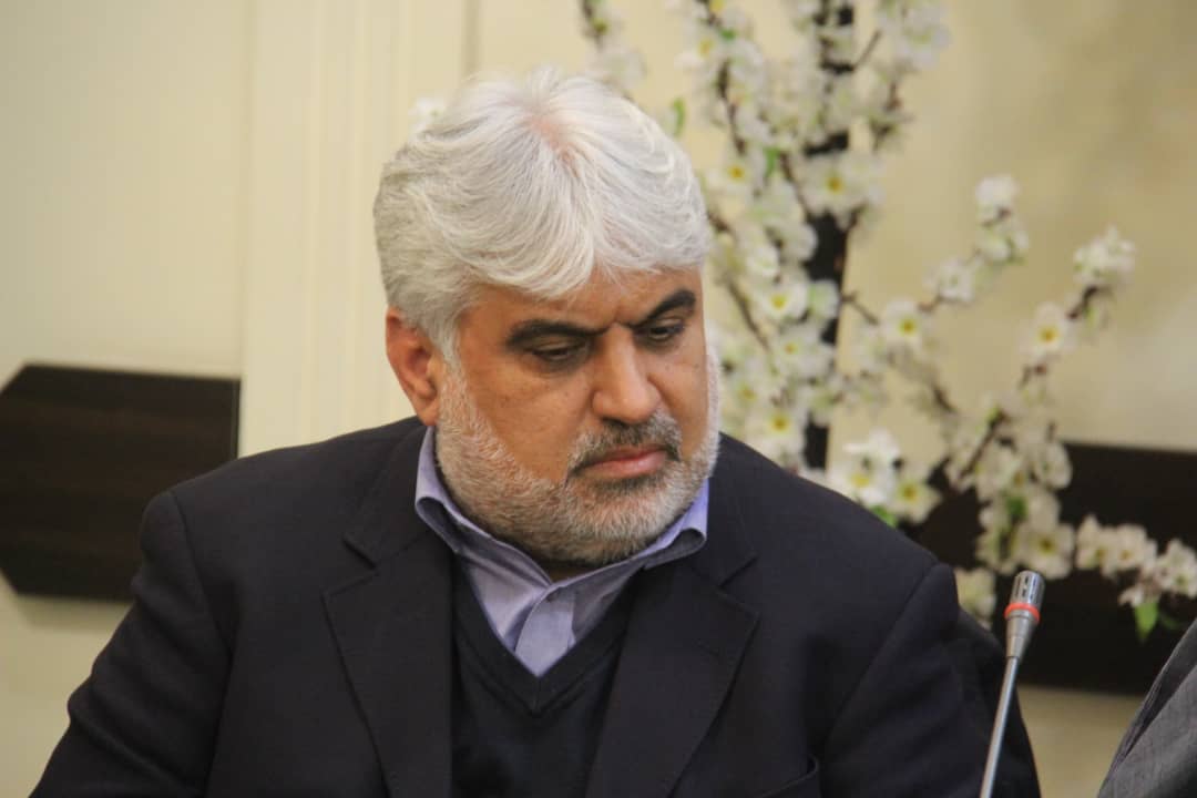 جنگ ترکیبی دشمن (هیبریدی)  از طریق شبکه های مجازی است