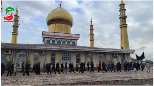 مراسم عزاداری فاطمی  از “حرم تا حرم “در آستانه اشرفیه برگزارشد+عکس و فیلم