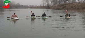 قایق رانان کانو مسافت ۲۵ کیلومتری آستانه اشرفیه تا پارک خشکی دریایی بوجاق بندر کیاشهر پارو زدند