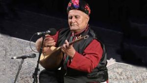 چرا نمی‌شود سهراب محمدی را مسخره کرد؟ کسی که او را مسخره کرد نه هنر را می‌شناسد و نه هنرمند را (فیلم)