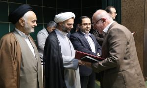 همایش ستاد صبر استان گیلان و آیین نکوداشت از بانیان صلح برگزارشد