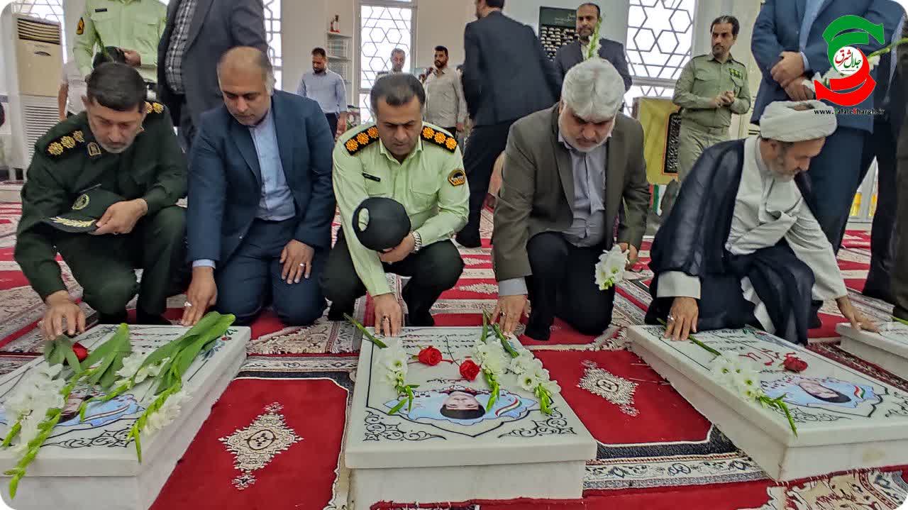 بیعت با آرمان های شهید و گلباران گلزار شهدای آستانه اشرفیه