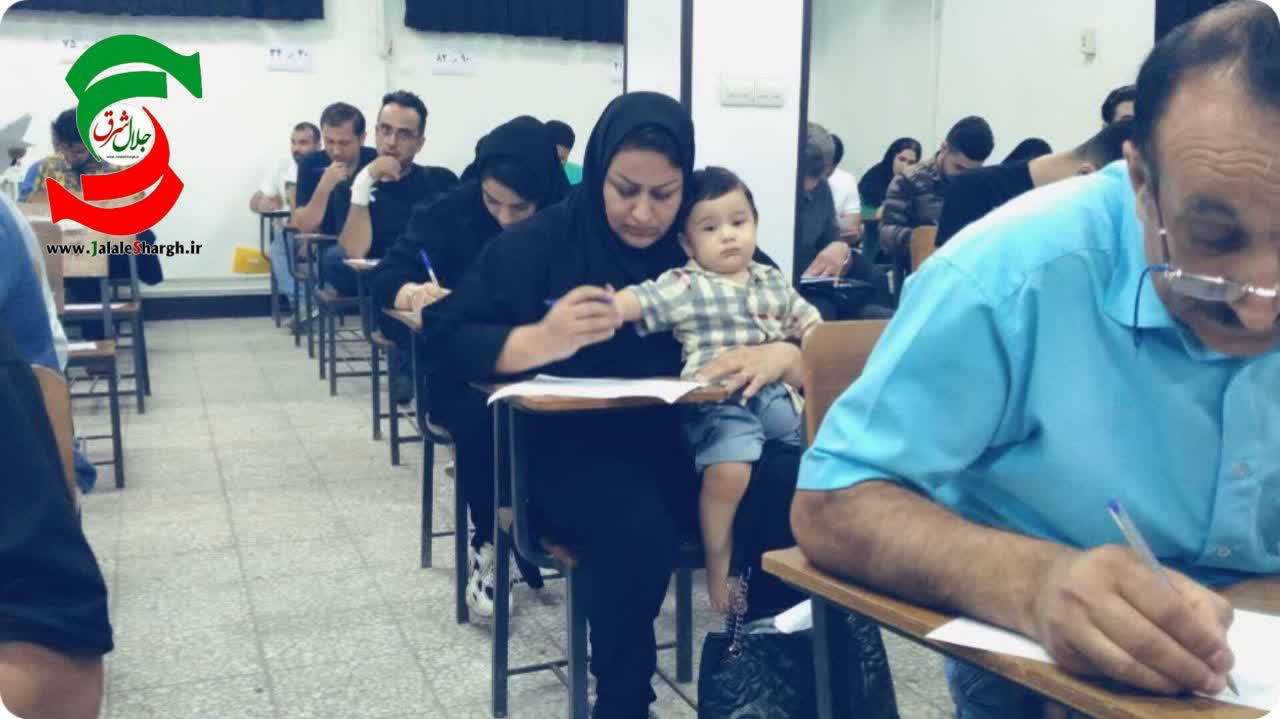 همراهی نوزاد با مادرش در جلسه امتحان دانشگاه