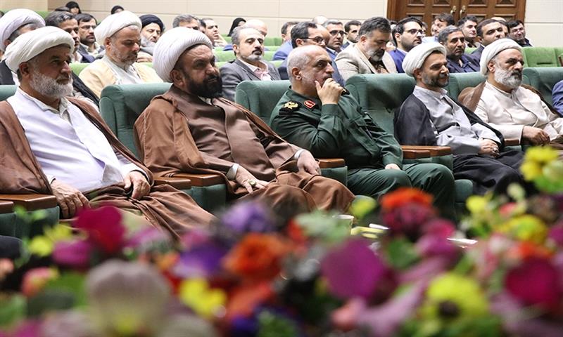 نشست حقوقدانان بسیجی، اساتید حوزه و دانشگاه، وکلا و نخبگان با رئیس کل دادگستری استان گیلان