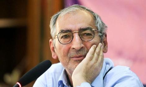 صادق زیباکلام به یک سال حبس محکوم شد