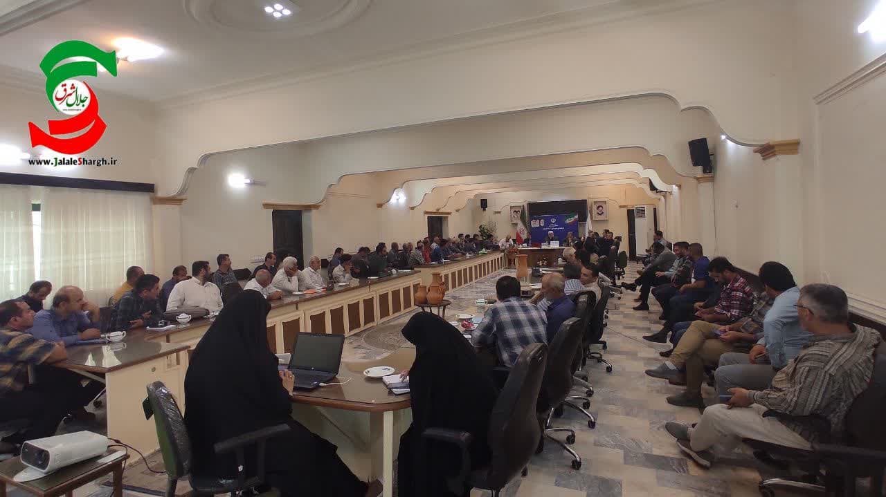 گزارش تصویری از آب سواران ،میرآبان محلی و دهیاران بخش مرکزی و بندرکیاشهر