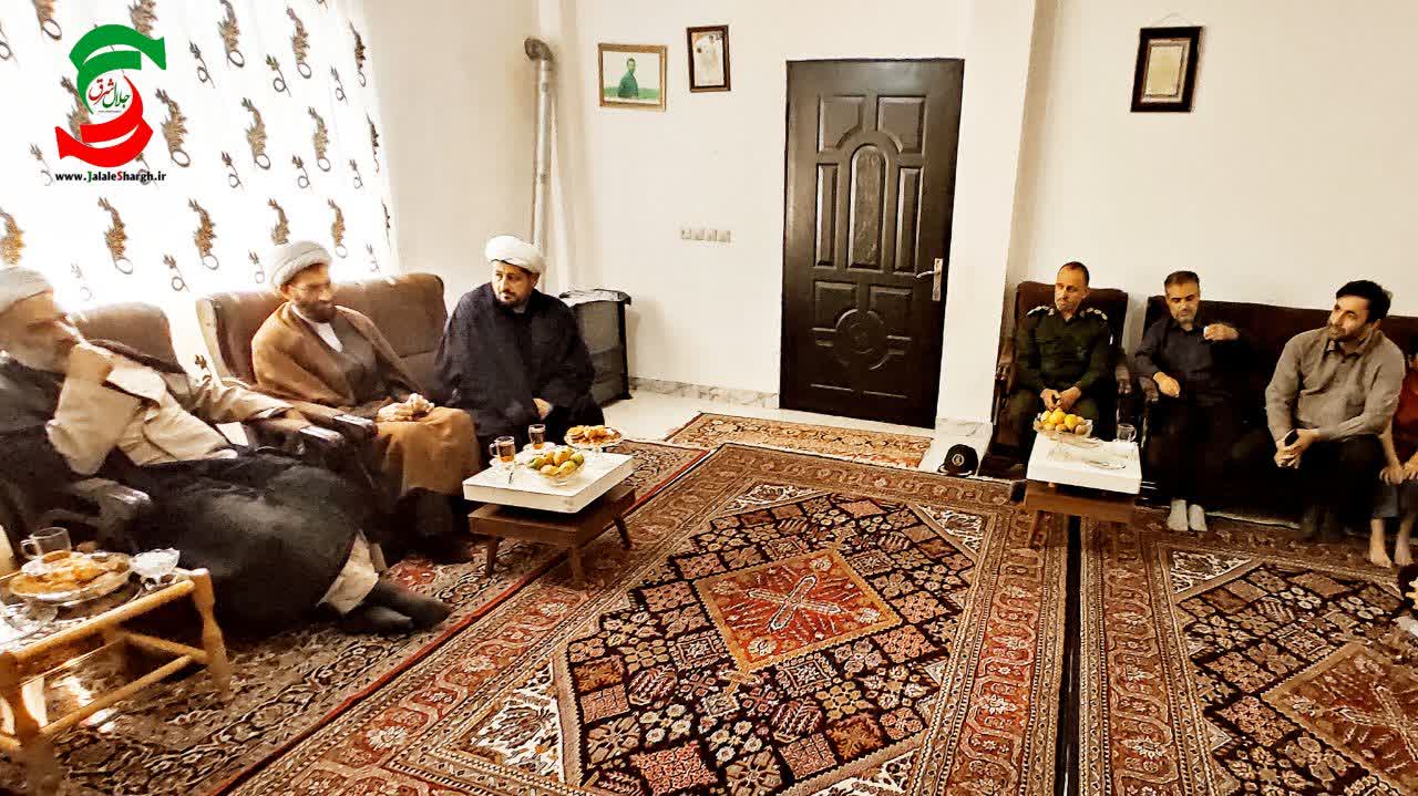 شهیدان عزت ، جوانمردی و ایثار را از سیدالشهدا آموخته اند