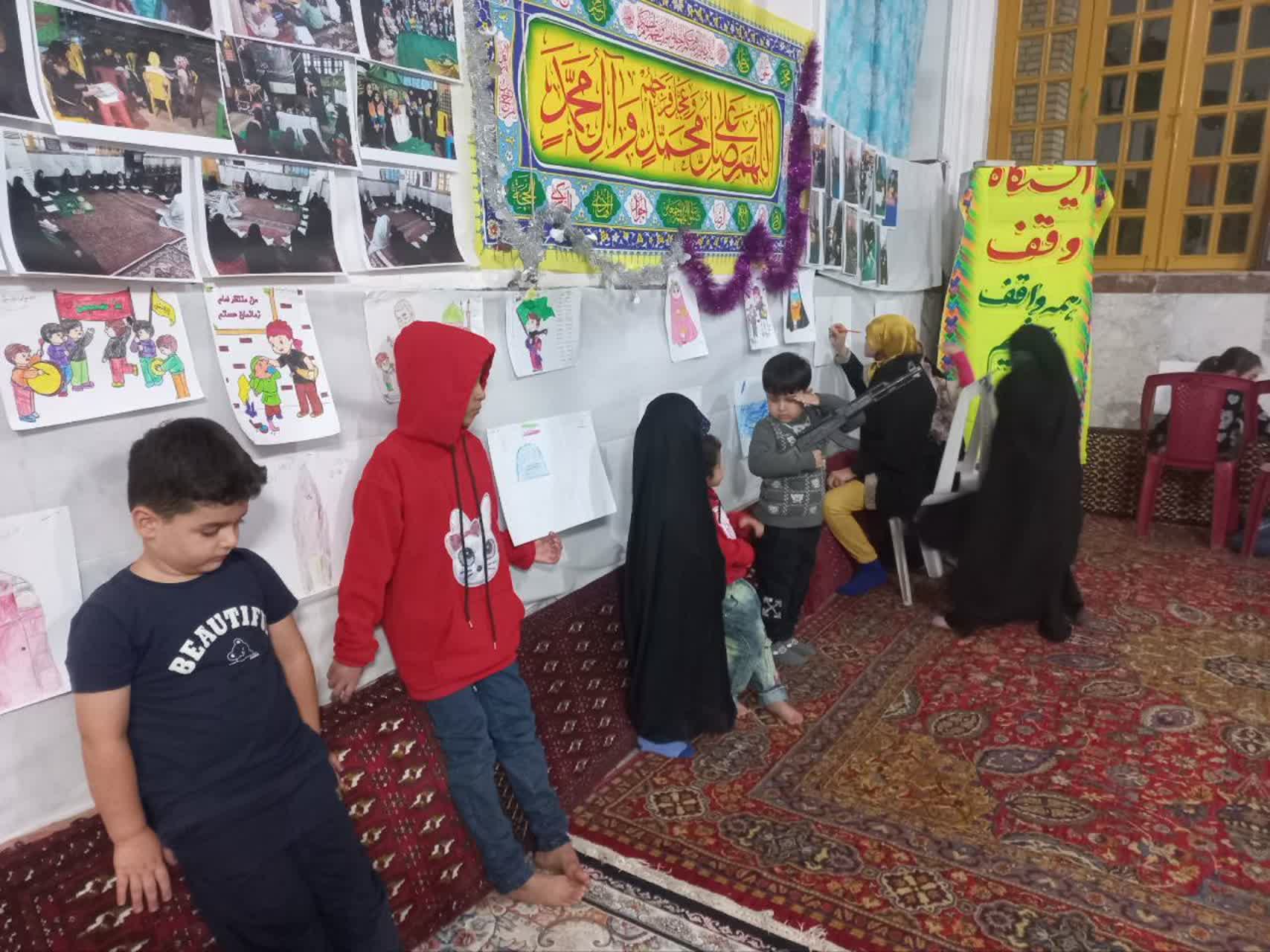 مسابقه نقاشی روی دیوار در کیاشهر برگزارشد