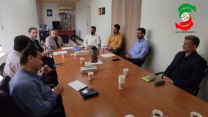 نگاه تهدیدی و عدم نگاه فرصت به رسانه,  به دلیل نداشتن سواد رسانه ای  است.