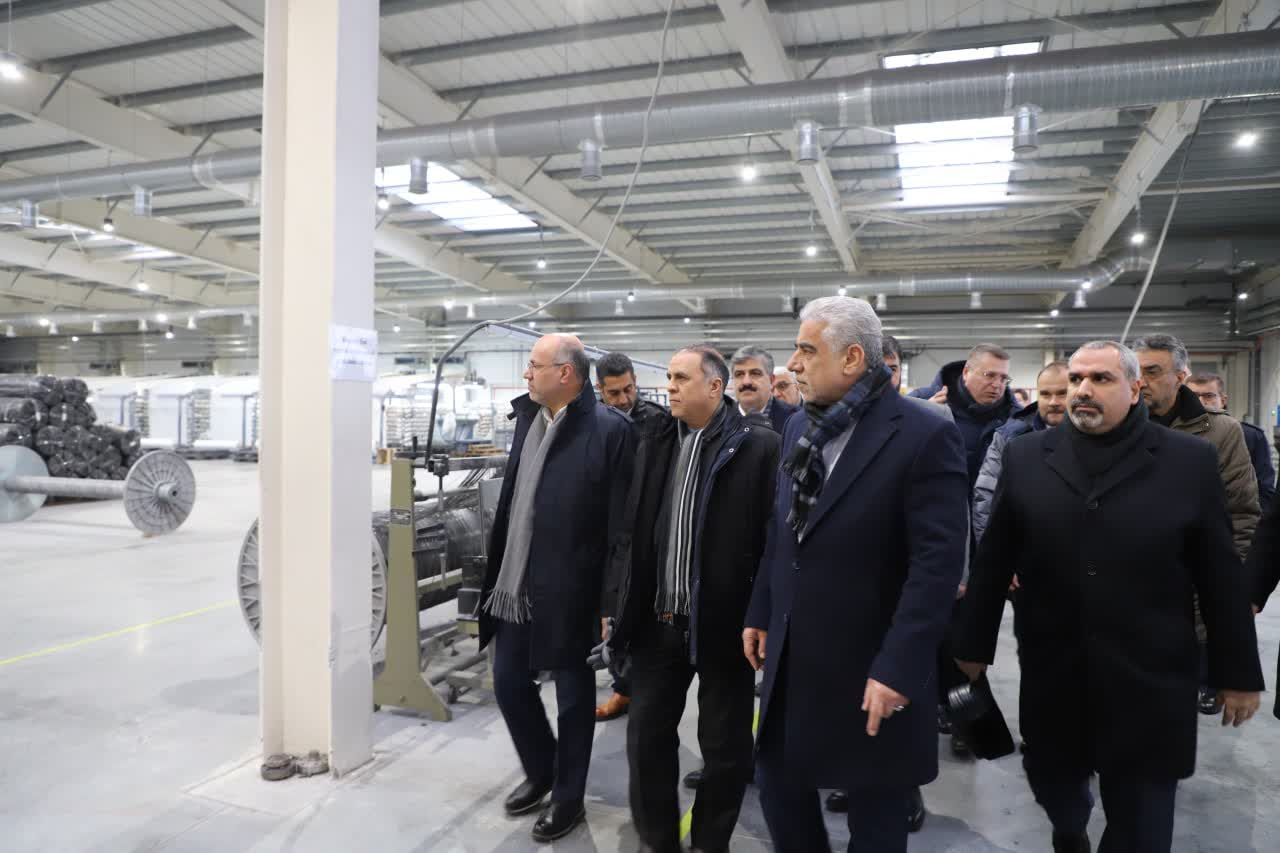 از سرمایه گذاری در حوزه صنعت کشتی سازی در بنادر گیلان حمایت می شود