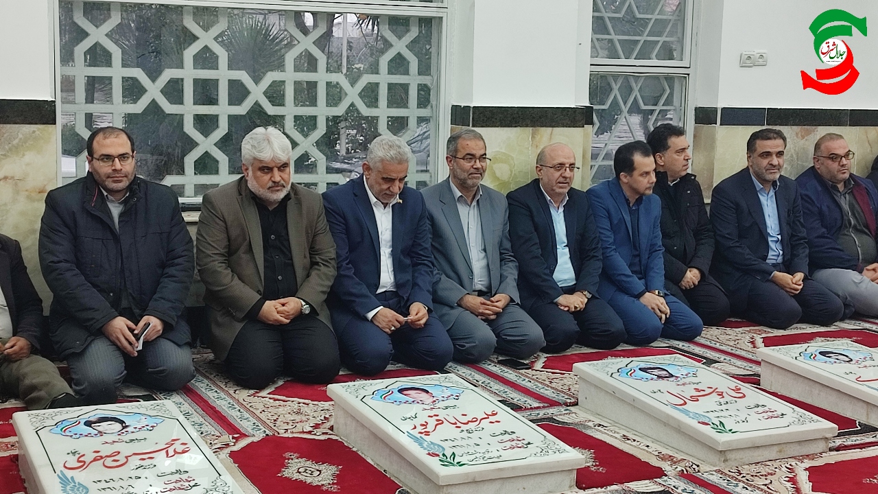 انتخابات یعنی قرار گرفتن در مسیر توسعه و نفی دیکتاتوری+ عکس