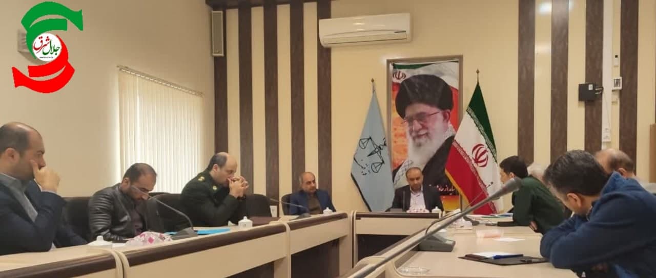 با توجه به تجارب گذشته در این دوره افراد با گرایش های مختلف تایید صلاحیت شدند