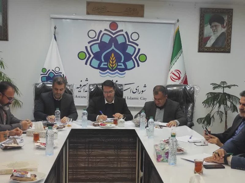 خیابان سردار جنگل هفته آینده دو طرفه خواهد شد/برای ساماندهی دکه های سردار جنگل از قوه قهریه باید استفاده کرد/۷۰ قلاده سگ از سطح شهرستان جمع آوری و به سامانکده انتقال داده شد