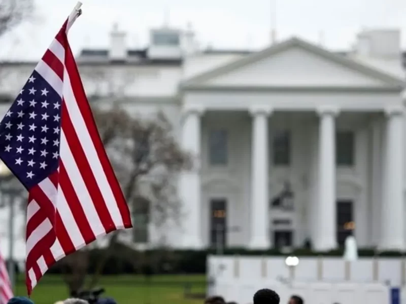 گزینه‌ی حمله به خاک ایران کنسل شد/ رسانه آمریکایی به نقل از واشینگتن: طرح هدف گرفتن مواضعی در عراق و سوریه نهایی شده