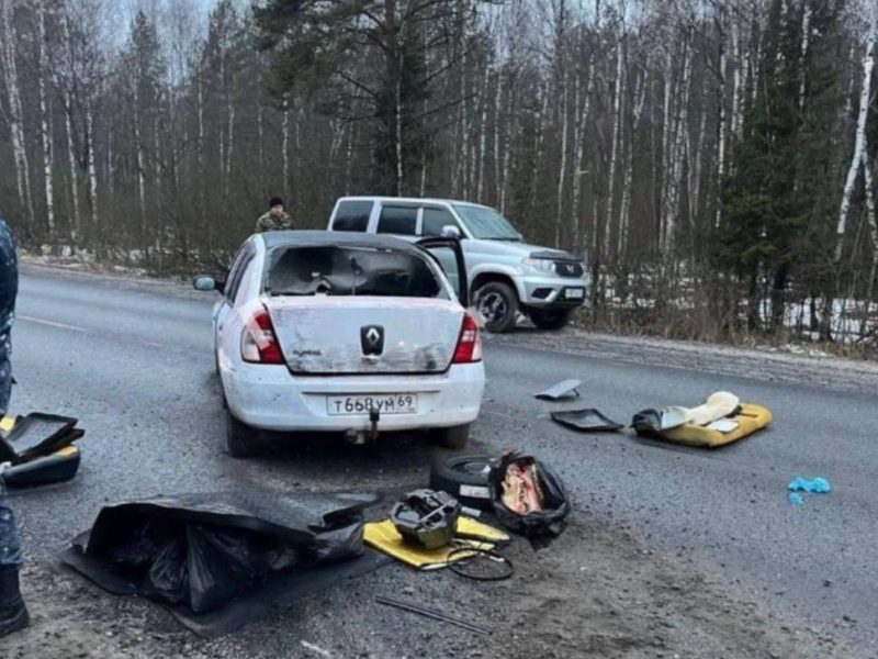 ۴ ترورریست در روسیه در حال فرار به اوکراین دستگیر شدند / اولین عکس از وضعیت خودروی تروریستها