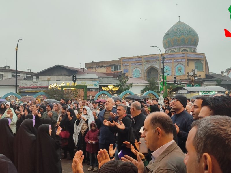 گزارش تصویری از ویژه برنامه تحویل سال نو درحرم مطهرسلطان سید جلال الدین اشرف و  شهدای شهرستان آستانه اشرفیه