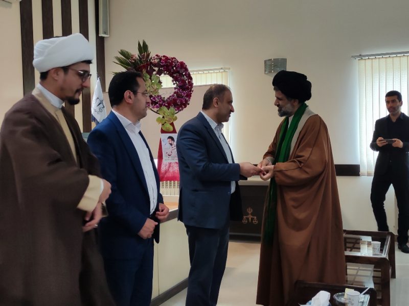 از کارکنان و قضات سادات دستگاه قضایی شهرستان آستانه اشرفیه تقدیر شد