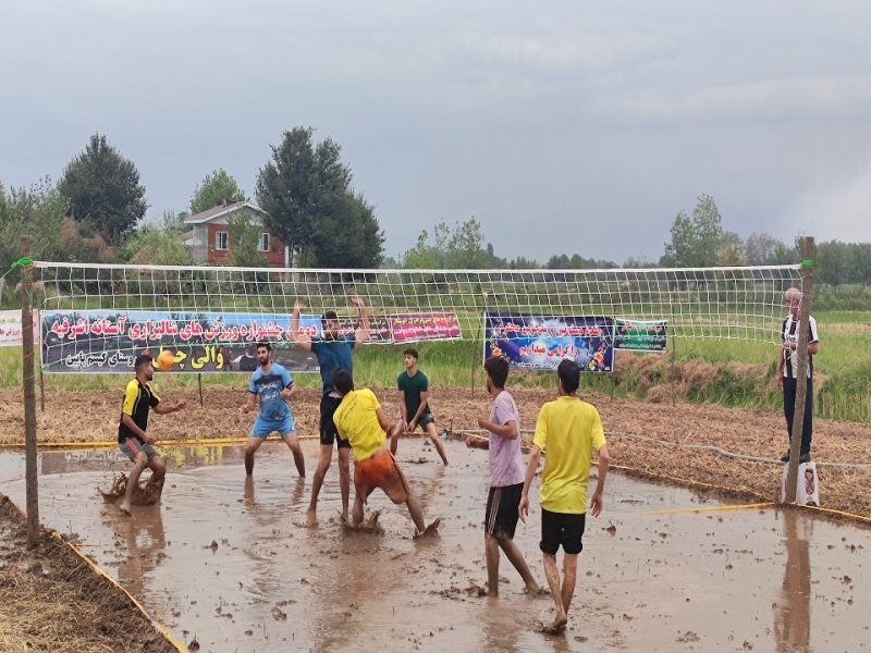 مسابقات کشتی چل ، والی چل و لافند چل در آستانه اشرفیه برگزارشد+ تصاویر