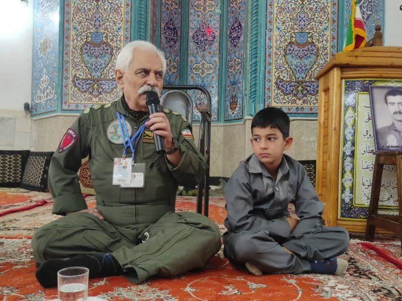 سال تحصیلی جدید با یاد شهید خلبان«سید محمد نورین »در روستای دهشال آغاز شد