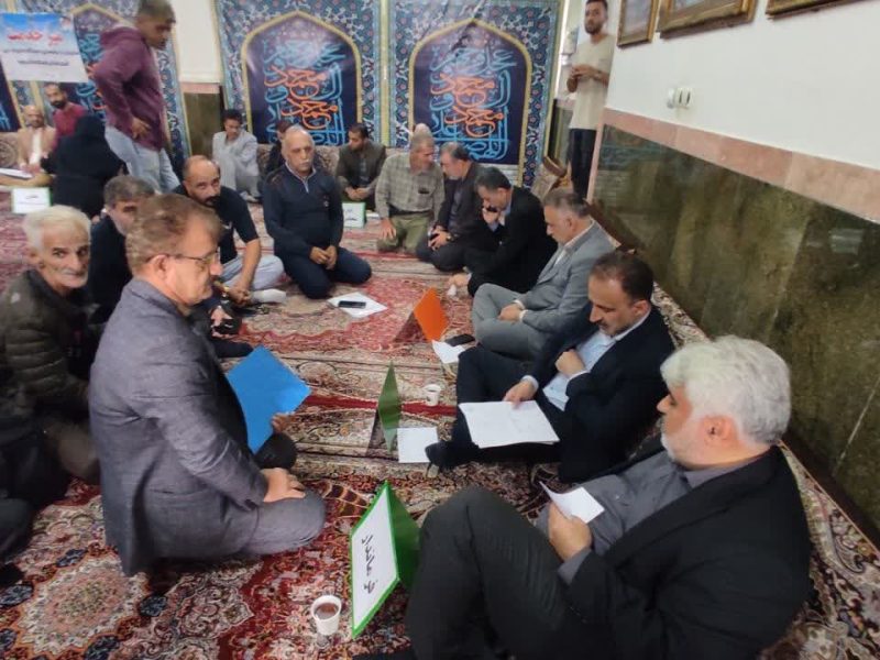 برگزاری میز خدمت ، رژه موتوری ، غبار روبی گلزار شهدا در آستانه اشرفیه