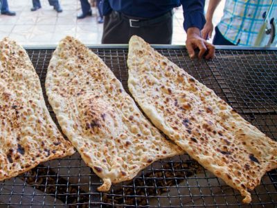 افزایش ۲۵ درصدی قیمت نان در گیلان مصوب شد/وضعیت بازار مرغ توسط زنجیره‌های تولید در حد مطلوب است/بازرسی از بازار باید هدفمند، نتیجه بخش و بازدارنده باشد