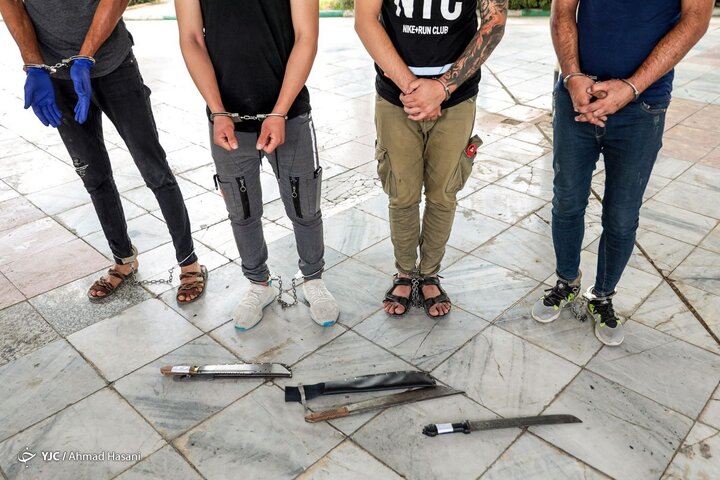 درگیری خونین اراذل و اوباش با پلیس در خیابان بهمن / بعد از عروسی قرار دعوا گذاشته بودند