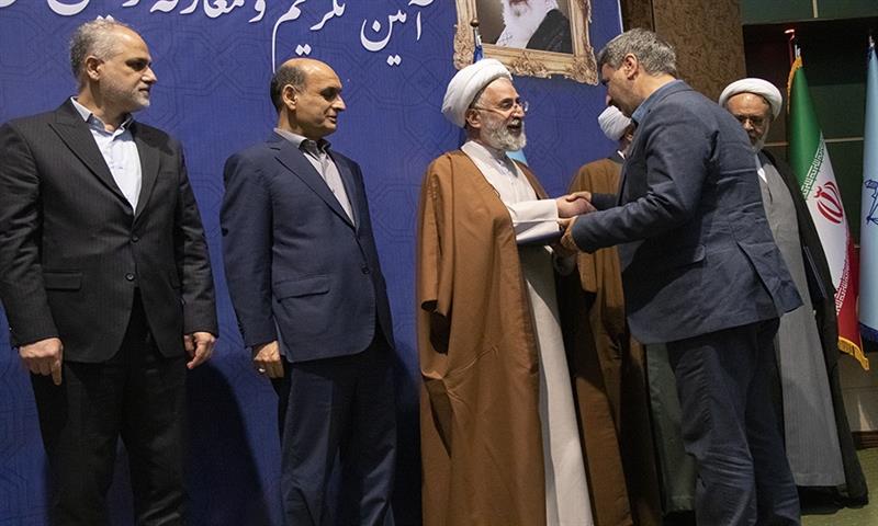 آیین تکریم و معارفه رئیس کل دادگستری استان گیلان