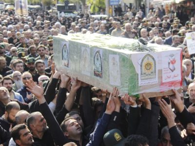 گزارش تصویری از وداع و تشییع شهید حمله تروریستی تفتان شهید «علیرضا آقاجانی» در آستانه اشرفیه