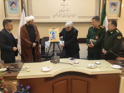 از پوستر یادمان شهید خبرنگار، سید محمد اسحاقی رونمایی شد