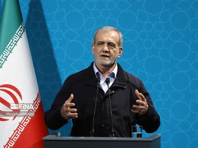 پزشکیان: دانشجویان امید فردای کشور هستند / باید بر اساس منطق با هم گفت و گو کنیم/حل مشکلات در عرض یک روز و ۱۰ روز ممکن نیست