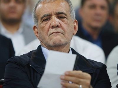 نامه دانشجویان بسیجی به پزشکیان درباره عملکرد دولت/ برخی رویکرد‌ها حاکی از نگاه به دهان شیطان اکبر است/ توهم چراغ سبز، برخی کارگزاران را شیدا کرده!