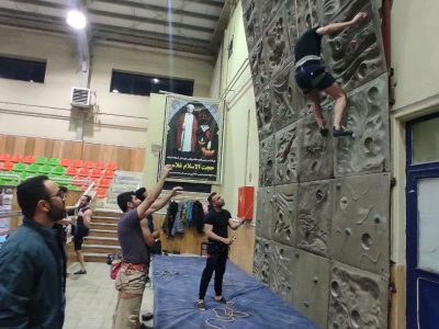 برگزاری اولین دوره آموزشی سنگ‌نوردی در آستانه اشرفیه