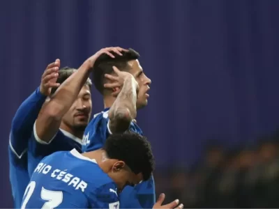 الهلال ۴ – پرسپولیس ۱: غوغای زعیم در کینگدام آرنا
