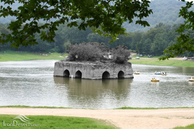 مکانی بکر وسط جنگل هیرکانی / عباس‌آباد، باغی با ابتکارات عجیب (فیلم)