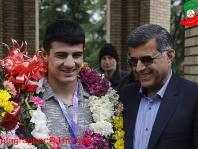 گزارش تصویری ازآیین استقبال از ایلیا عباسپور؛ نایب قهرمان مسابقات کشتی آزاد المپیاد دانش‌آموزان جهان  در آستانه اشرفیه