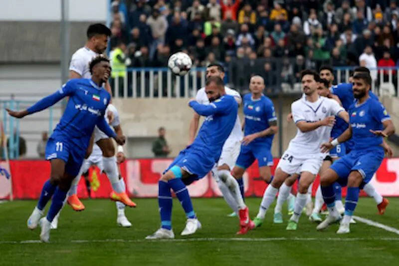 جام حذفی بر فراز بال‌های قوی سپید انزلی یا تاجی بر سر استقلال