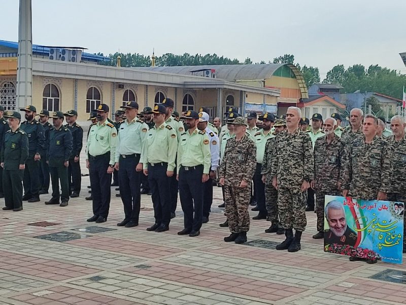 صبحگاه مشترک نیروهای نظامی و انتظامی در آستانه اشرفیه برگزارشد+ عکس