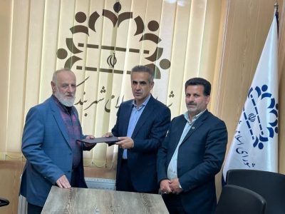 تجلیل از پیشکسوت فرهنگی شورای شهر بندر کیاشهرو خبرنگار معلم به پاس نقش‌آفرینی در امور رسانه‌ای