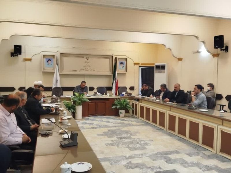 ضرورت استفاده از گروه های مردمی و آموزش به خانواده در کاهش آسیب های اجتماعی