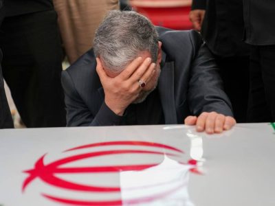 عراقچی: ایرانیان، خون دادند، خاک ندادند؛ جگرگوشه دادند، عزت ندادند