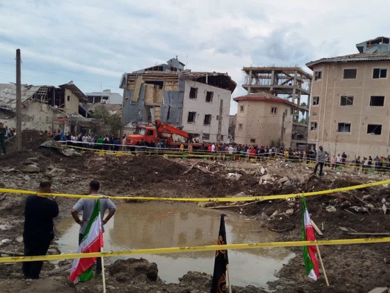 گزارش تصویری از محل اصابت پرتابه های رژیم صهیونیستی به شهر آستانه اشرفیه