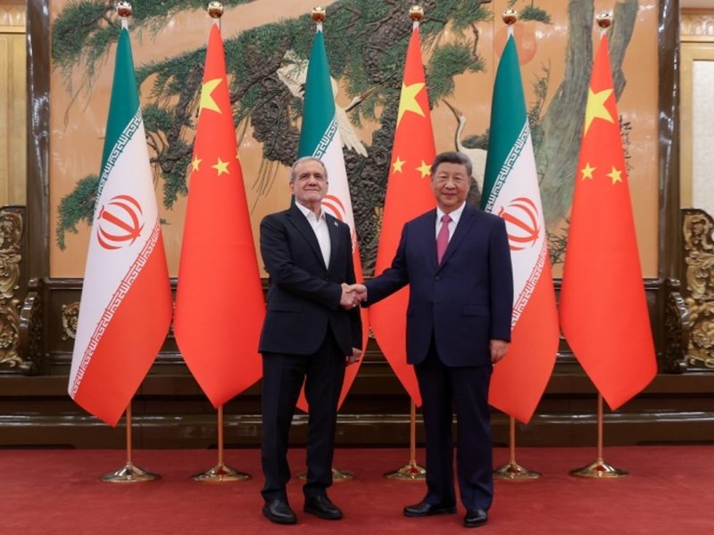 اژدهای آرام چین و پرندۀ پُر سر‌ و‌ صدای ایران/ آشِ نخورده و دهانِ سوخته شدیم!