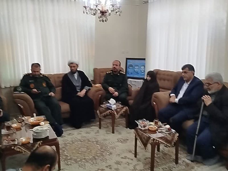 دیدار با مادر شهیدان آذرزرتشت و عزمی